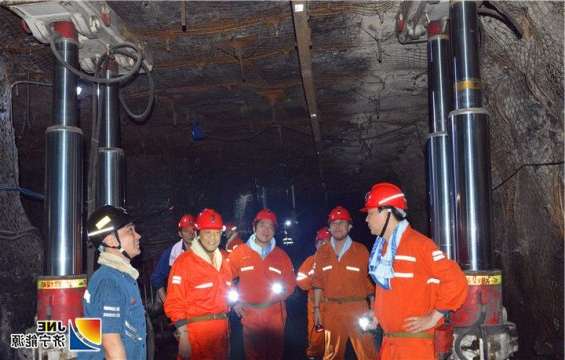 张广宇为安居煤矿生产经营工作把脉定向