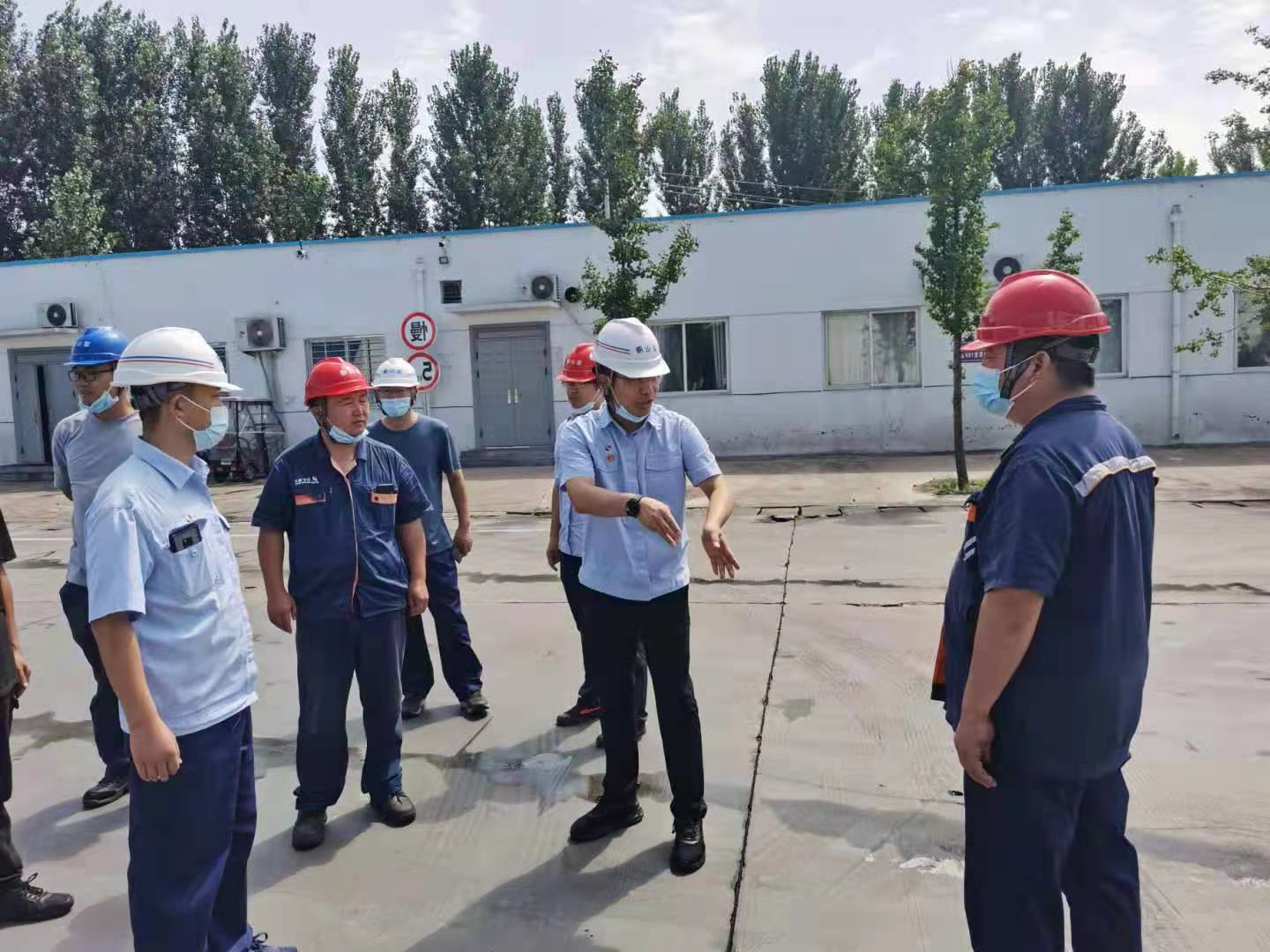 1630378264382824.jpg 陈总带队进行环保隐患检查1.jpg