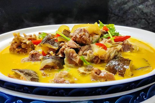 世纪东方饭店菜品全面升级，感受“湖鲜”的精致魅力