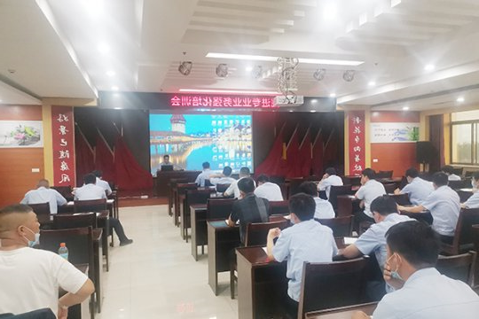 霄云煤矿掘进专业业务强化培训筑牢安全防线