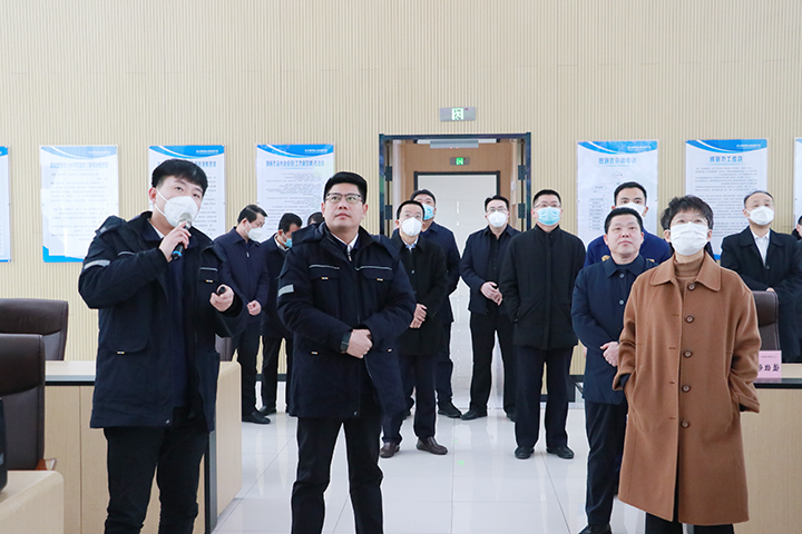 1675040244619189.jpg 2023年1月27日,梁山港组织开展安全生产“开工第一课”活动1(地点:梁山港 拍摄:张壮).jpg