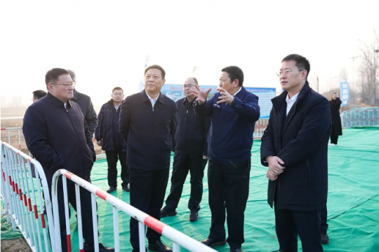 践行一线工作法丨济宁能源组织召开新能船业项目现场推进会