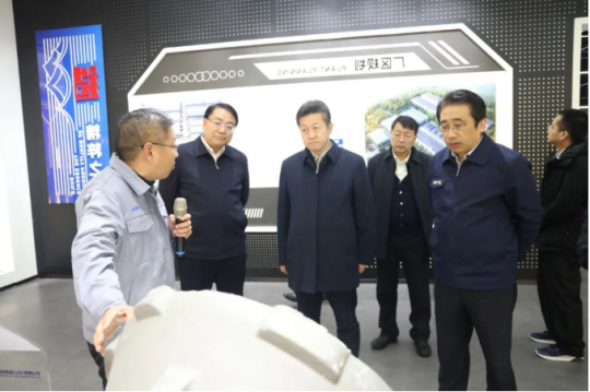 薛虓乾到精密制造产业园参观调研