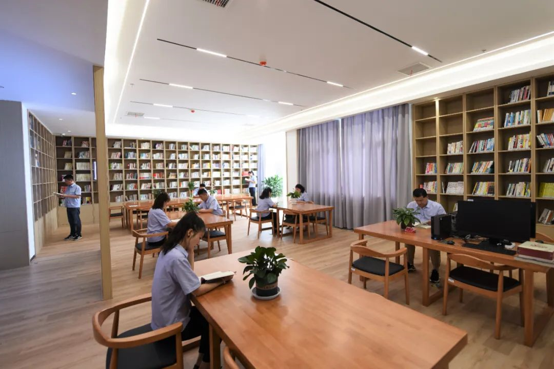 1691317944109670.jpg 640 (2).jpg