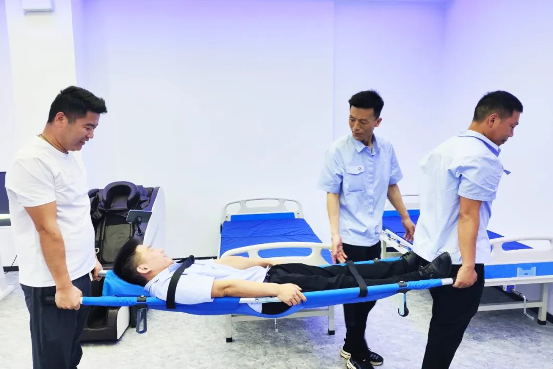 1693021646356776.jpg 640 (4).jpg