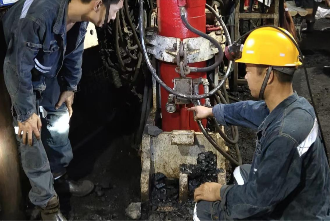 1695532747819540.png 640 (1).png