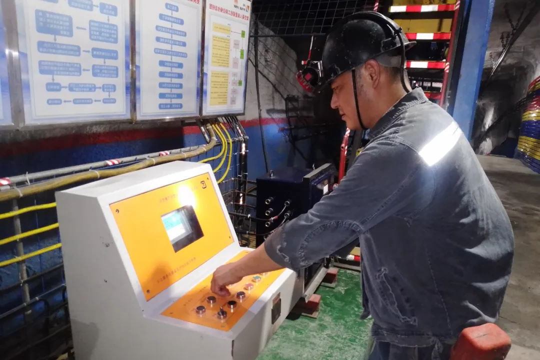 1696726068494349.jpg 640 (2).jpg