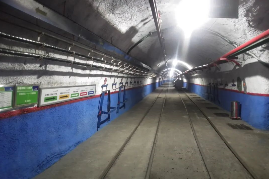 1697269071653910.jpg 640 (4).jpg