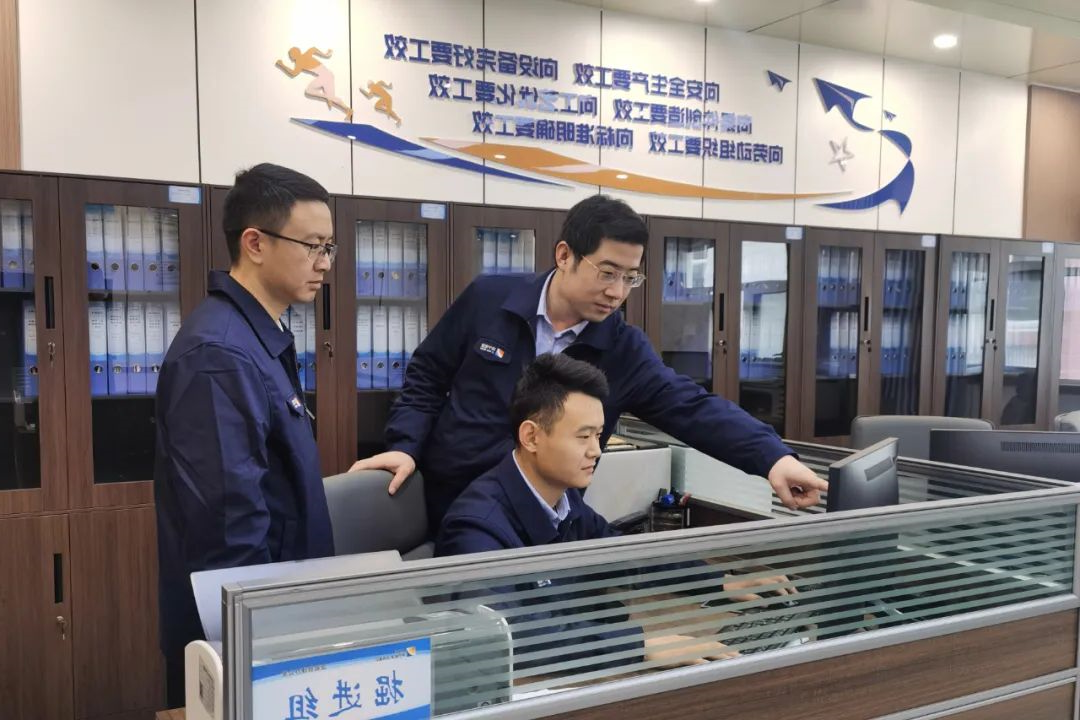 1697792363127064.jpg 640.jpg