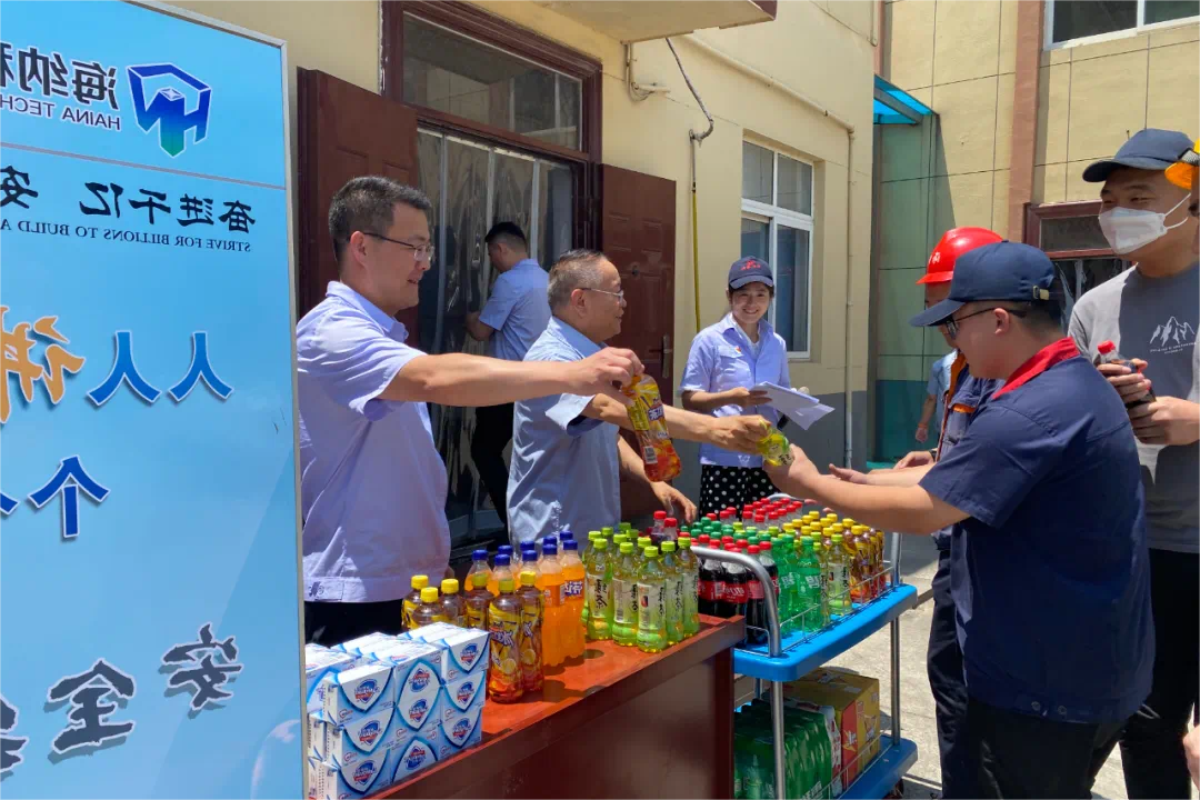 1699322096110677.png 640 (1).png