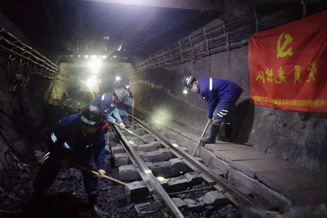 1706775906621680.jpg 640 (2).jpg