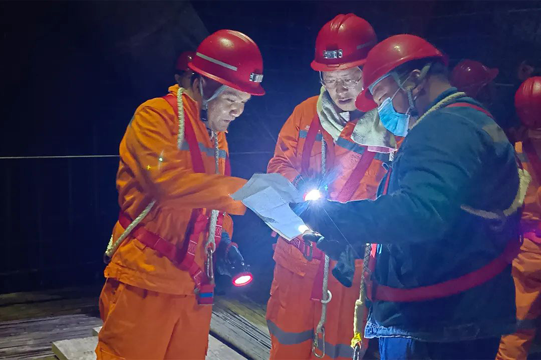 1747642724135046.jpg 000002.jpg