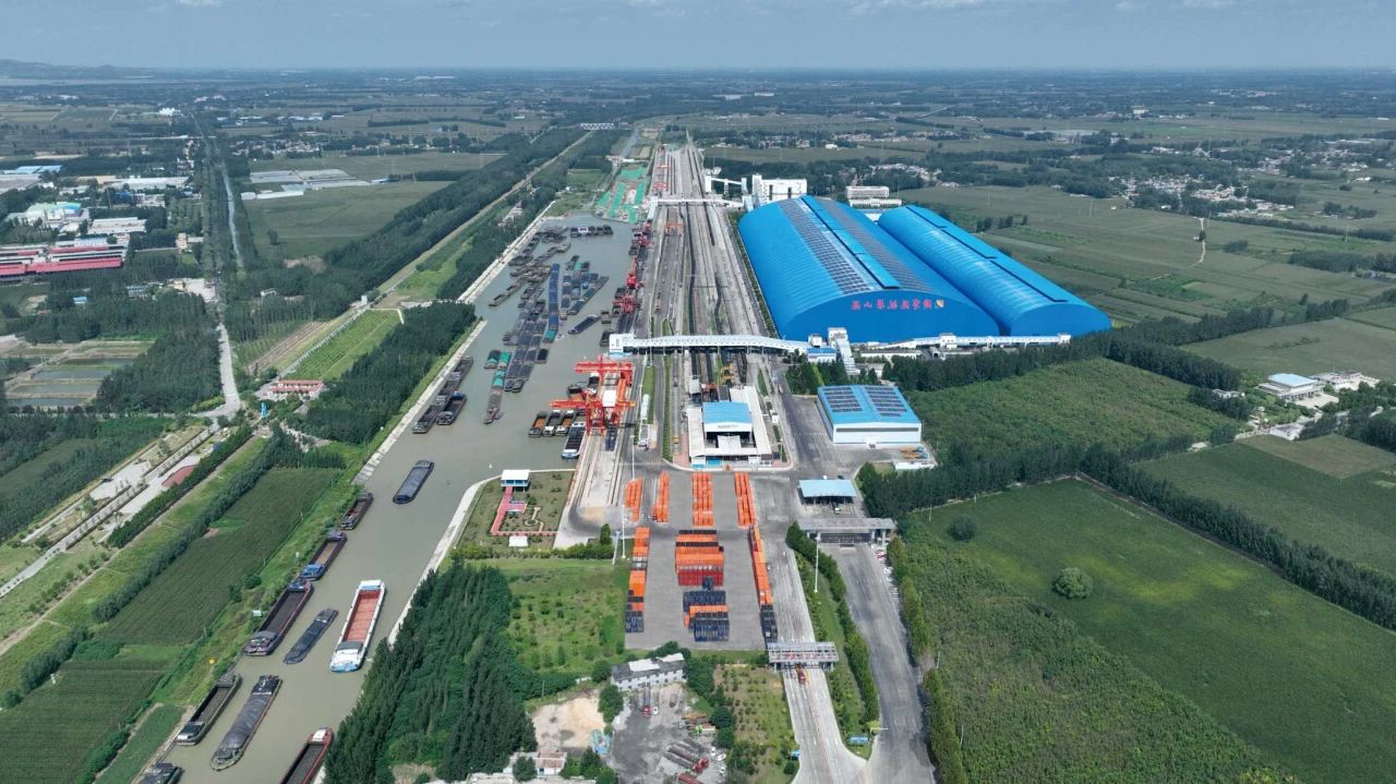 1759973603105927.jpg 4c48317a47db98aaff276bd55dc4edb2.jpg